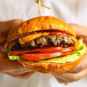 CHICKEN BURGER