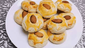 Almonds Nan khatai in Karachi ( by  Daysi Zoq )